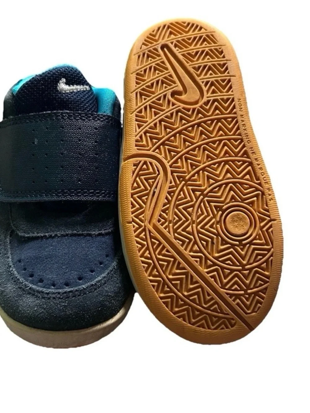 Toddler Boy Navy Blue Nike Sneakers Easy Off & On Size 6